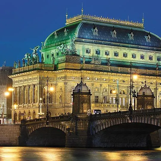 Prague Romantic Apartment Near Charles Bridge